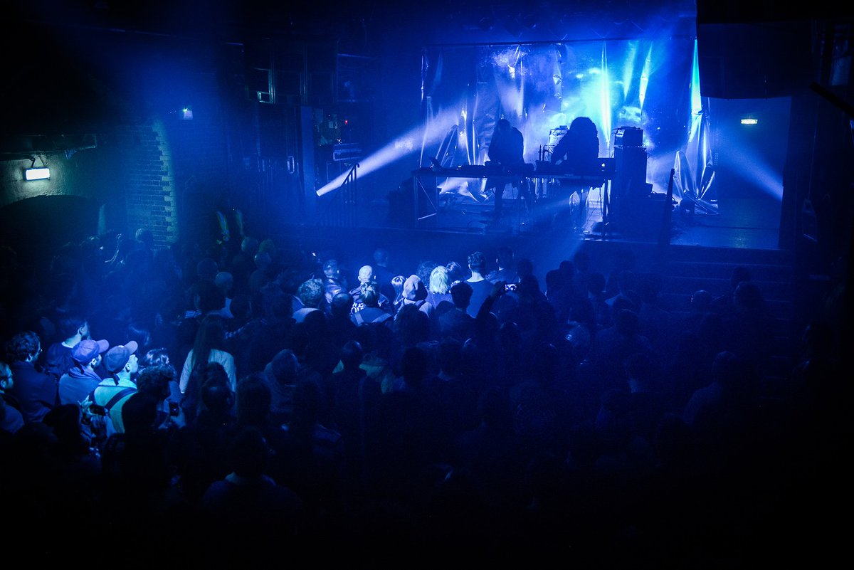 Convergence tweet media