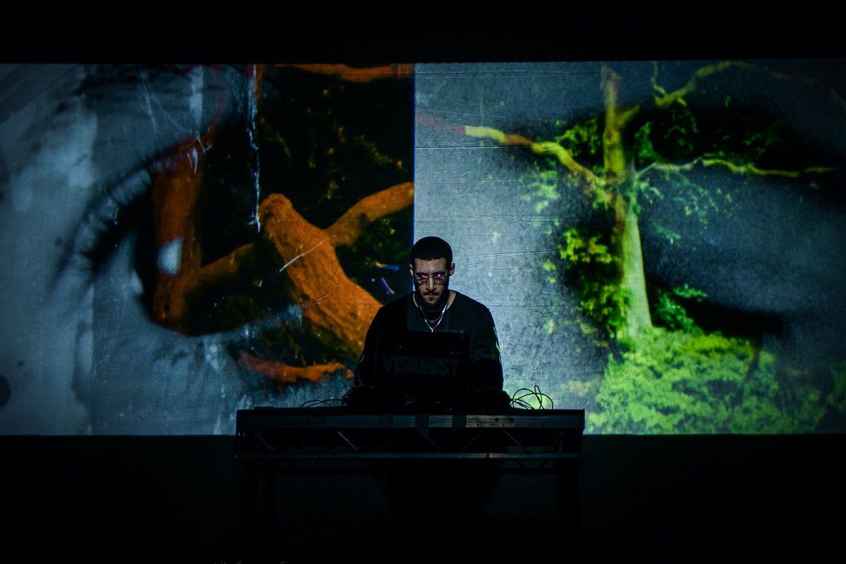 Convergence tweet media