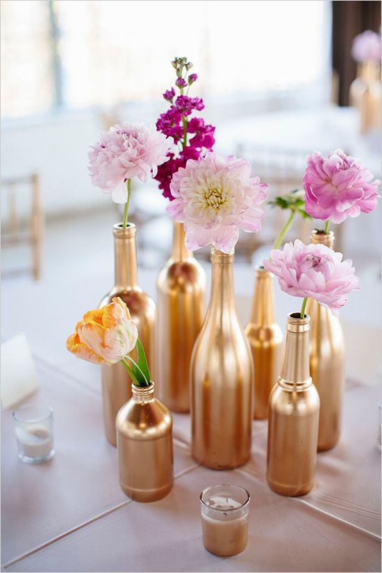 How gorgeous are these😍?!! #OutdoorLivingSpaces #Flowers #FlowersAreEssentials #PopOfColor #PopOfNature #OutdoorAsset #SprayPaint #GoldenEssentials #MustHaves #DIY