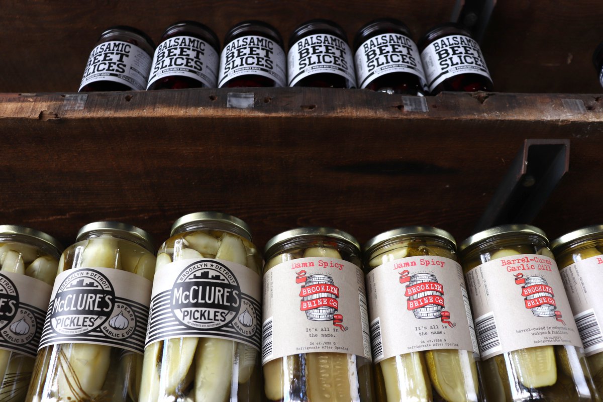 Hey <a href="/mcclurespickles/">McClure's</a> &amp; <a href="/brooklynbrine/">Brooklyn Brine/NO TREND foods</a>, looking good down there. Link up on a dish soon? #brooklyn #deroit #beets #pickles #brine #tasty