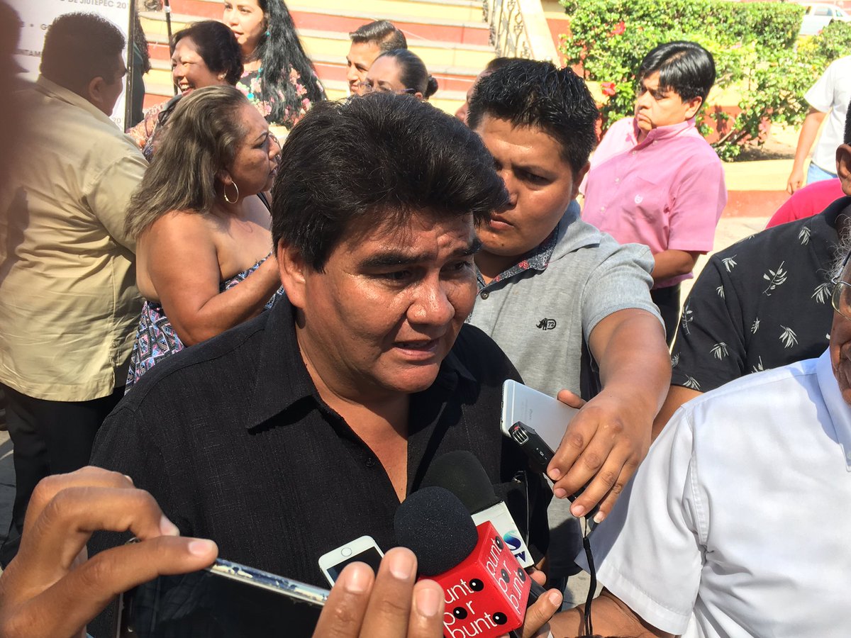 Queda pendiente el tema de la seguridad en <a href="/Jiutepec_/">Jiutepec</a> reconoce <a href="/ManoloAguero_/">Manolo Agüero Tovar</a> previo a solicitar licencia definitiva al cargo de presidente. Va por la reelección.