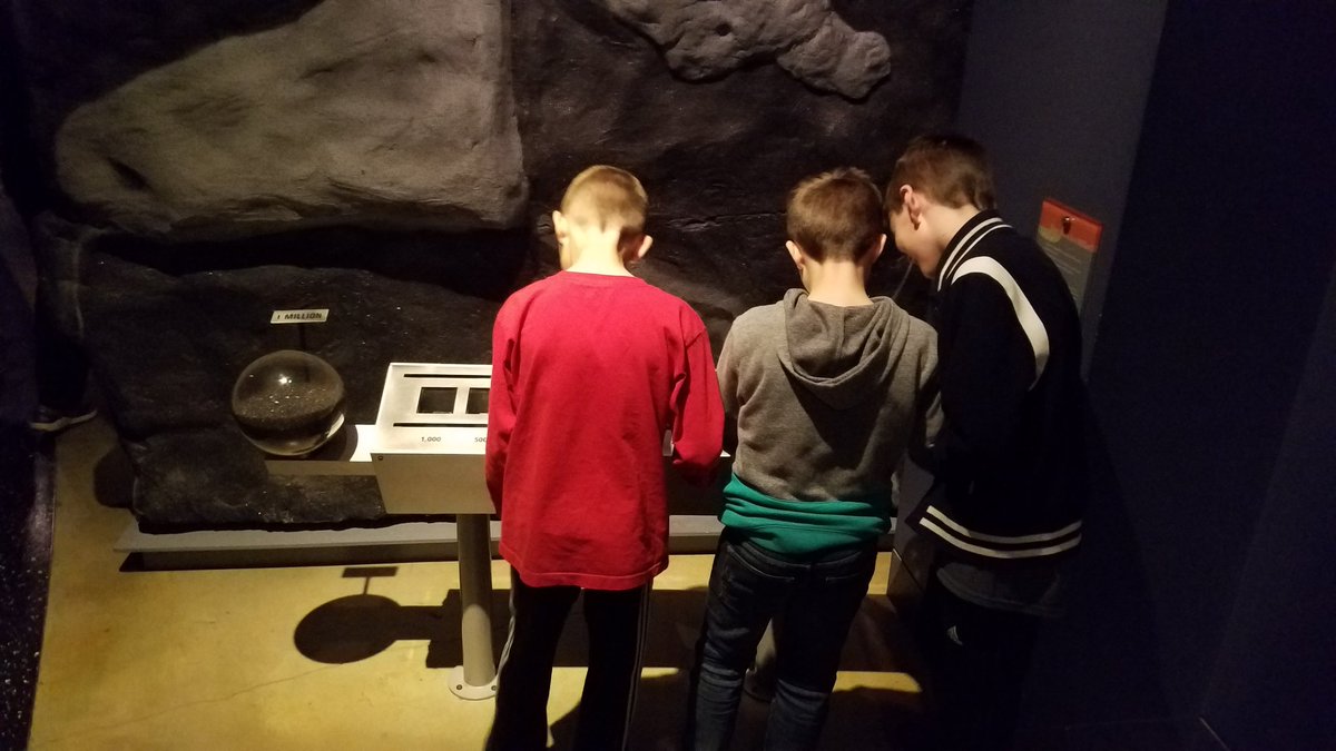 _nathandavidson's tweet photo. Fun and educational field trip @IndianaMuseum with my two littles and the OTES 3rd grade. Learned more about rocks and minerals! #ismhs #acornstrong @RobinLynchOT https://t.co/Nswl6OHkZL