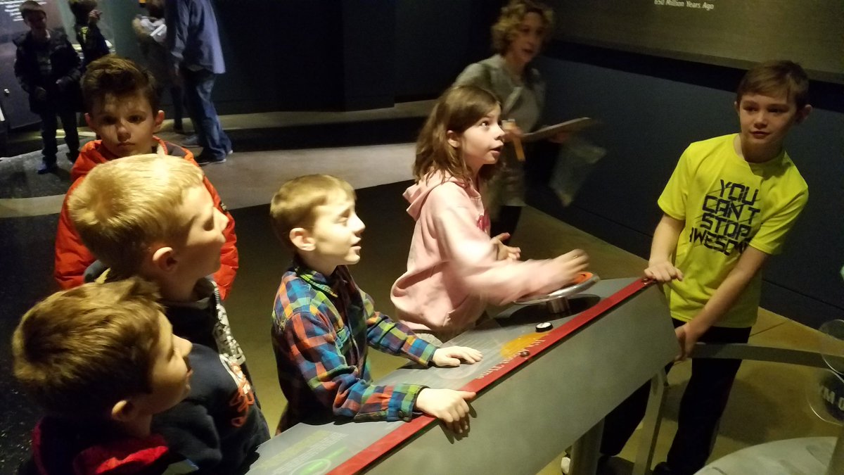 _nathandavidson's tweet photo. Fun and educational field trip @IndianaMuseum with my two littles and the OTES 3rd grade. Learned more about rocks and minerals! #ismhs #acornstrong @RobinLynchOT https://t.co/Nswl6OHkZL