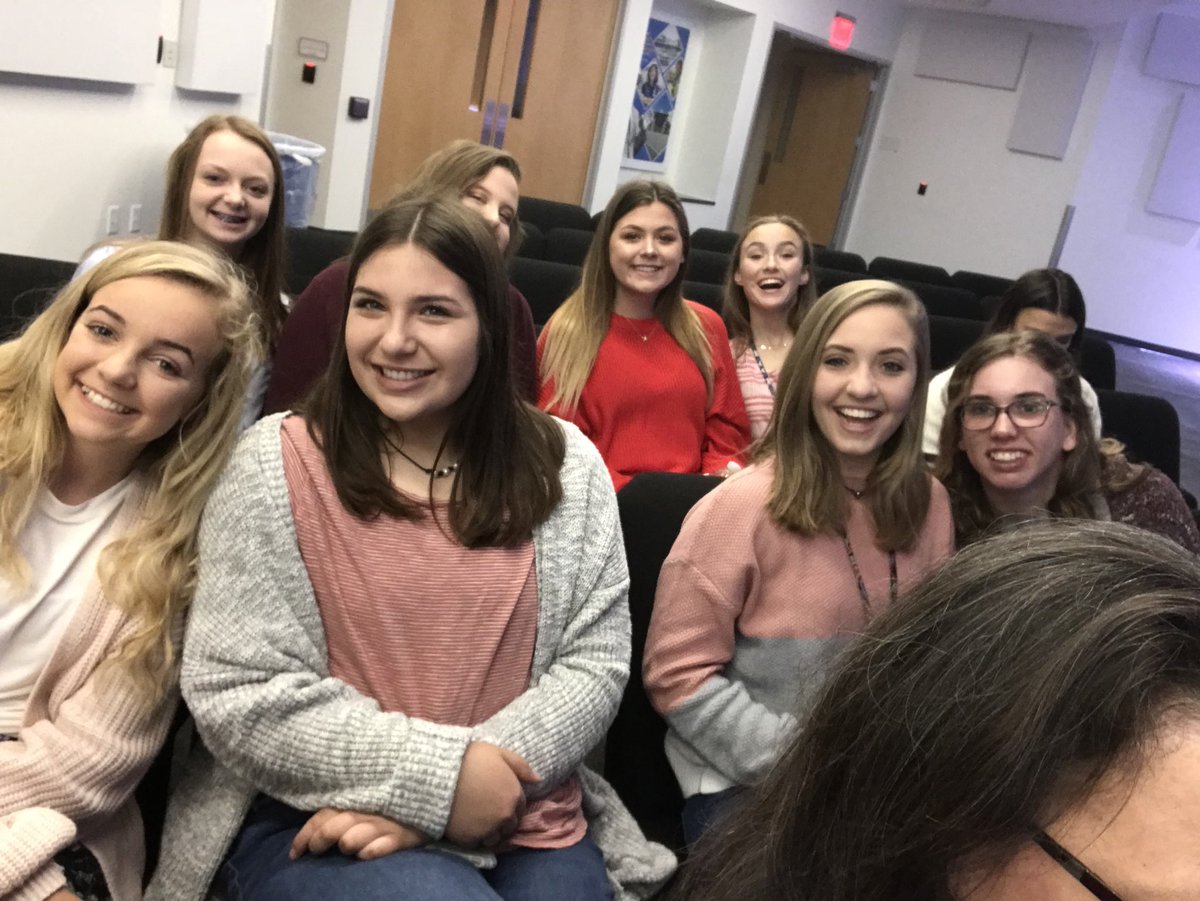 bkalexand's tweet photo. Lady Mountie Golf Team at #TeeUpYourFuture! Thank you First Tee of NWA!!! #GirlsOnCourse https://t.co/x4IYFWbKsf