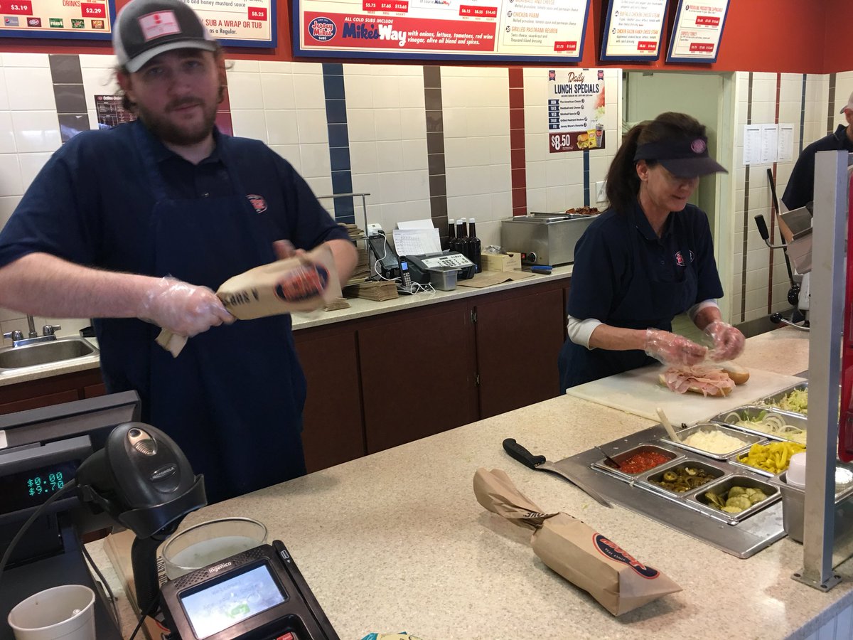 Making lunch count today. @secondandseven #JerseyMikesGives