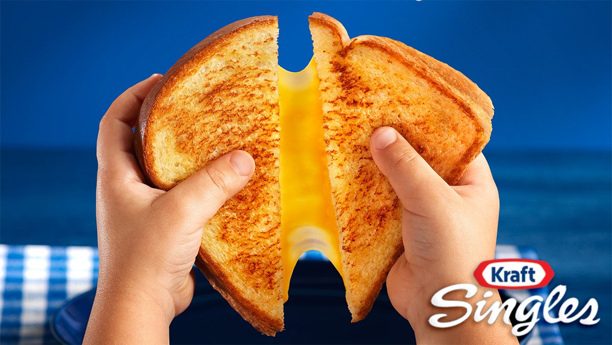KraftSingles's tweet photo. Happy Grilled Cheese Month from KRAFT Singles! Check out our 10 Best Grilled Cheese recipes at https://t.co/Pmj6MvAgRA https://t.co/tYzW56ujT2