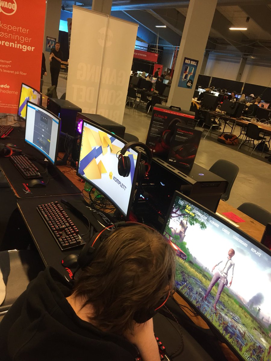 Just arrived <a href="/copenhagengames/">Copenhagen Games</a> with the <a href="/spettgaming/">Spettgaming</a> pubgcrew. We are ready for some duos and squads the next days hosted by <a href="/XPulZ_Gaming/">XPULZ Gaming</a> ! Thanks for hooking uss up with the amazing gear <a href="/HyperX/">HyperX</a> and <a href="/Komplettno/">Komplett.no</a> 😍