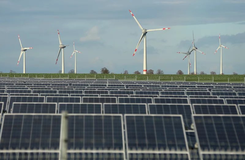 Into the #CleanEnergy Bizz? Come have a look! <a href="/SIPA_OCS/">SIPA Career Advancement Center</a> will be hosting tomorrow an event with the <a href="/ConEdison/">Con Edison</a> Clean Energy Businesses team to discuss possible careers in their organization (1pm, IAB 411). Don't forget to sign up!