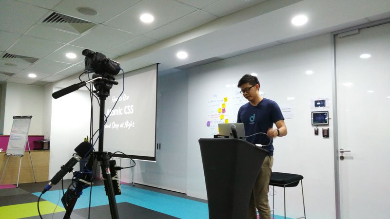 hj_chen's tweet image. lastly, we have @sheldytox, who is tackling the ever controversial topic of atomic css, its pros and cons and use-cases (he's being totally measured and not dogmatic abt it 😍)
#talkcss #atomiccss #webdev