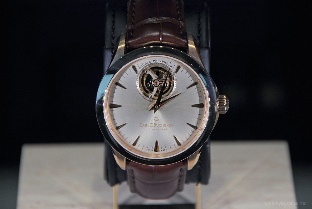 wytimenet's tweet photo. .@carl_f_bucherer Tourbillon DoublePeripheral
Среди множества новинок Baselworld 2018 большое впечатление на экспертов и журналистов произвели часы Carl F. Bucherer Manero Tourbillon DoublePeripheral. Читайте https://t.co/95x78twtw9
#CarlFBucherer #Tourbillon #DoublePeripheral https://t.co/ekur4n2ANq