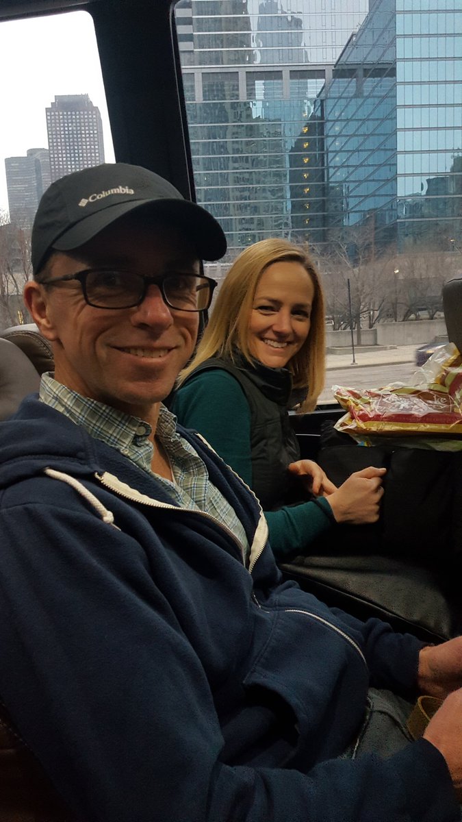 The_Mrs_Parker's tweet photo. On our way to #TESOL18 SO excited for all the learning the next few days! #enlchat #eslchat #PHMexcELLence https://t.co/VSNU2EYOco