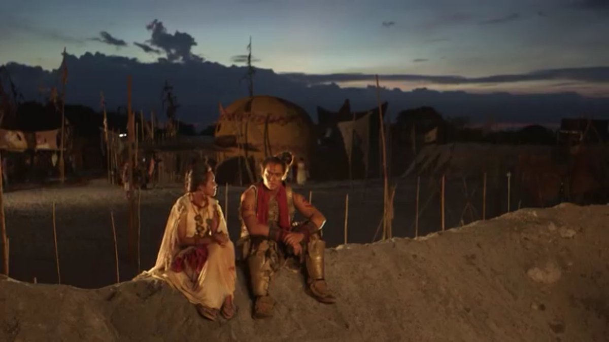 TATAKQuenito's tweet photo. Lakas: "Wala na ba akong karapatang magmahal?"

Lila: "Kailan ba naging mali ang magmahal?"
 
CHOOSE LOVE. YOU DESERVE TO BE HAPPY, LAKAS. 

#AlyansaNgBAGANI https://t.co/7zP2bQgsME
