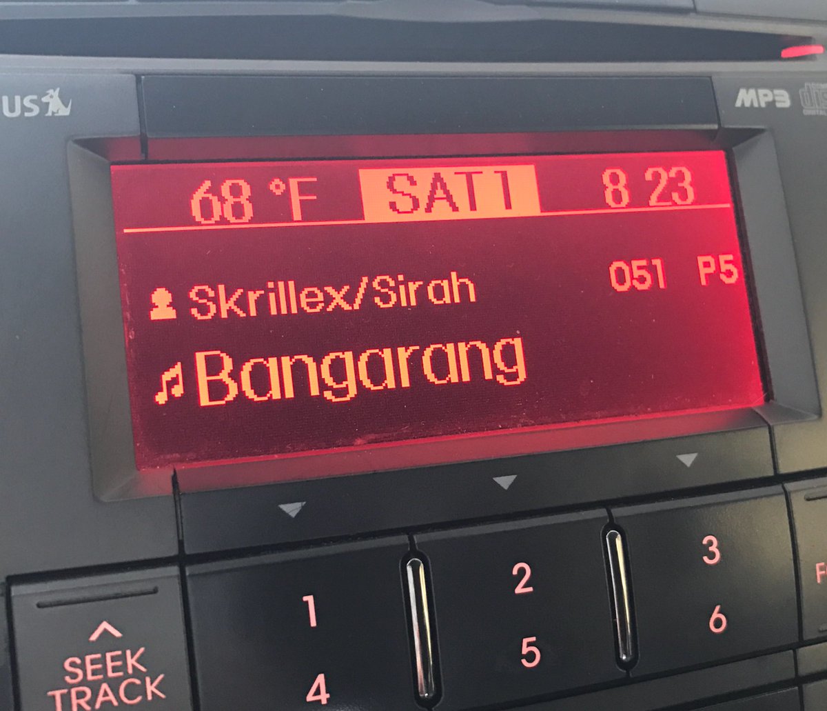 bydanimeyering's tweet photo. Been hard figuring out when I can run because of my pumping schedule and just life with a newborn. But damn this song always motivates me. I gotta make it happen at least on the weekends for now💪🏻🏃🏼‍♀️#WineDineHalf #MyFirstHalf https://t.co/av72W7JsNk