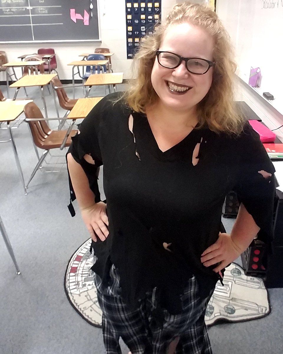 camfan54's tweet image. #ZombieApocalypse today in class! #exponentialfunctions