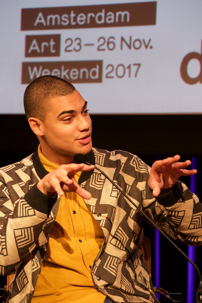 Wij spraken <a href="/richardkofi/">Richard Kofi</a>, die voor het @Tropenmuseum 'Heden van het Slavernijverleden' maakte: "ik wil digitale middelen gebruiken om ons onderzoek toegankelijk te maken". studiomaslow.com/single-post/Ri…