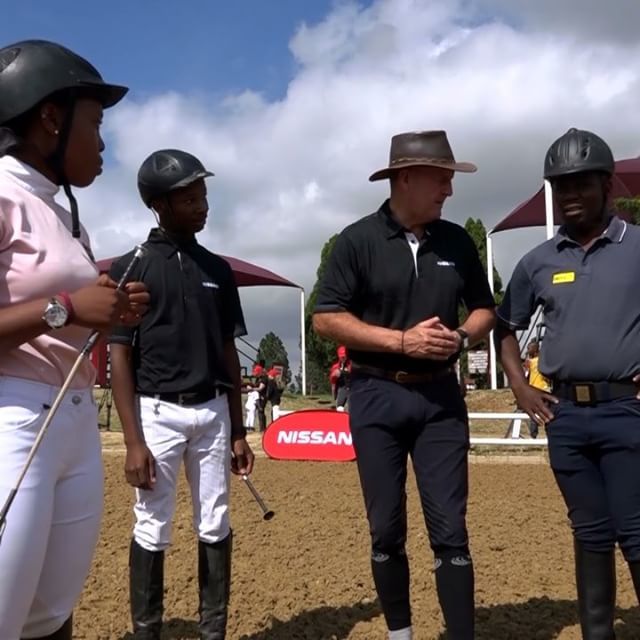 Some highlights from previous #teamnissan grassroots development programmers at the Nissan Easter Festival
#nissaneasterfestival #nissan #showjumping #horse #horseriding ift.tt/2IaA7YO