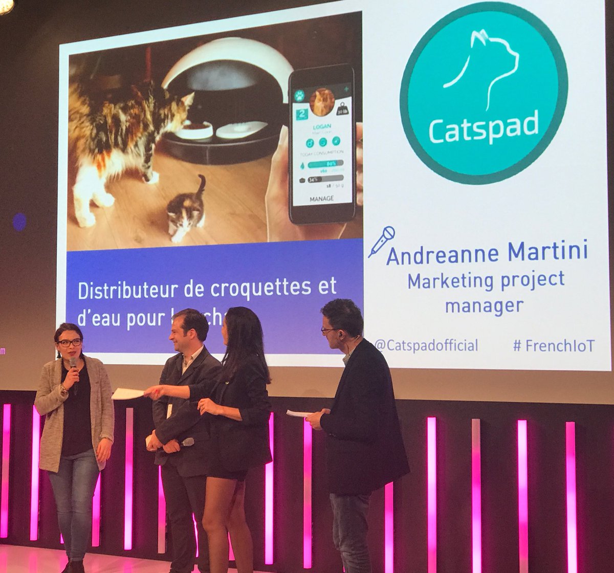 <a href="/Myxyty/">MYXYTY</a> et <a href="/catspadofficial/">Catspad</a> : Innovation Awards et aux côtés du <a href="/GroupeLaPoste/">La Poste Groupe</a> au #CES2017 Les plus de l'accompagnement #FrenchIoT et d'un Award : se démarquer parmi plus de 800 start-up présentes dans des salons à l'international et trouver des partenaires stratégiques!