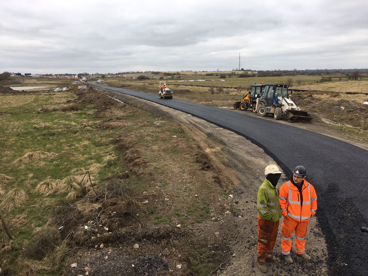 RecomSurfacing tweet picture