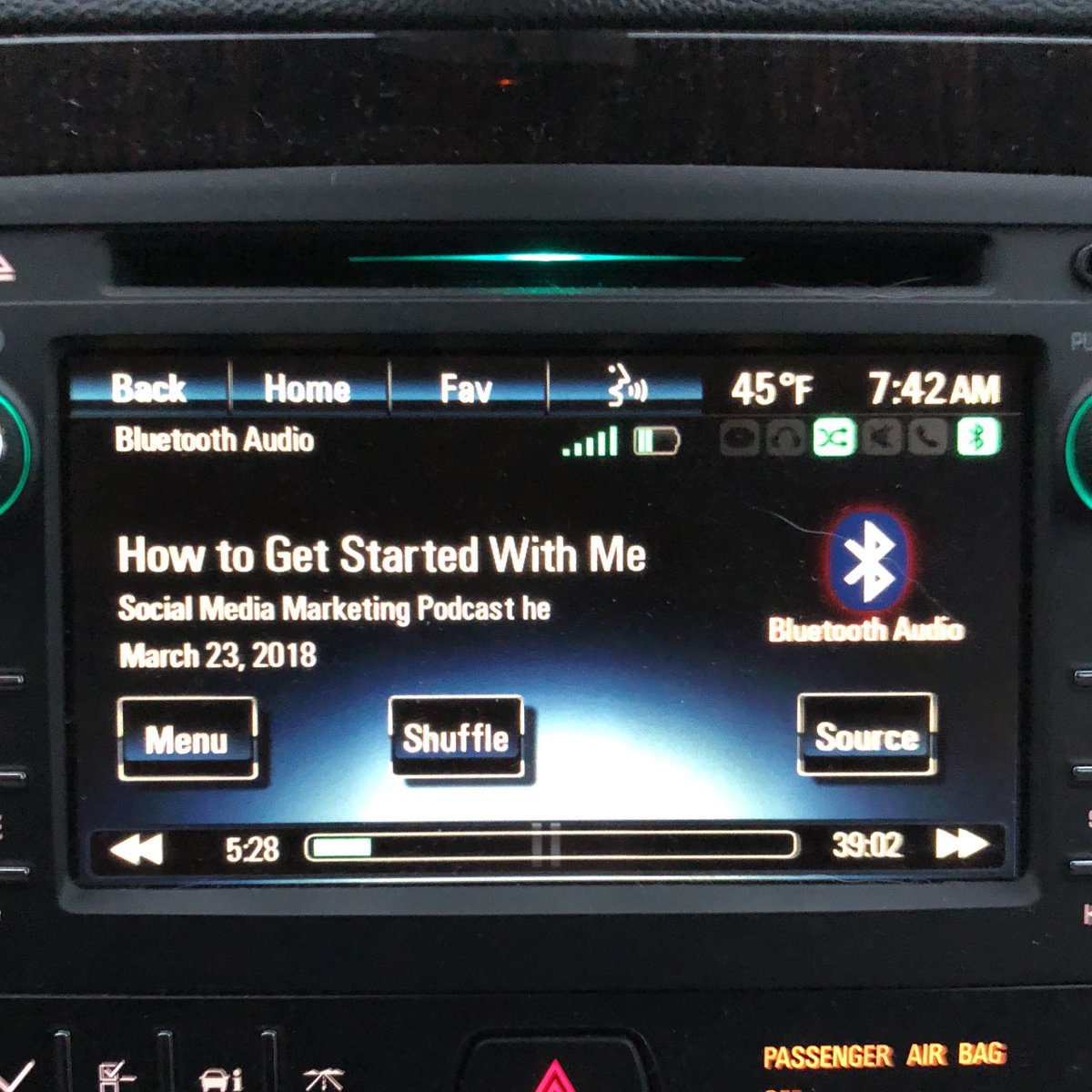 MikeBredthauer's tweet image. What content do you fill your day with? Podcasts offer some great content absolutely free! Check out the link in my bio to check out our show!  #positiveinput #entrepreneur #NoFlippingExcuses #nevergiveup #success  #podcast #digitalmarketing #socialmediamarketing