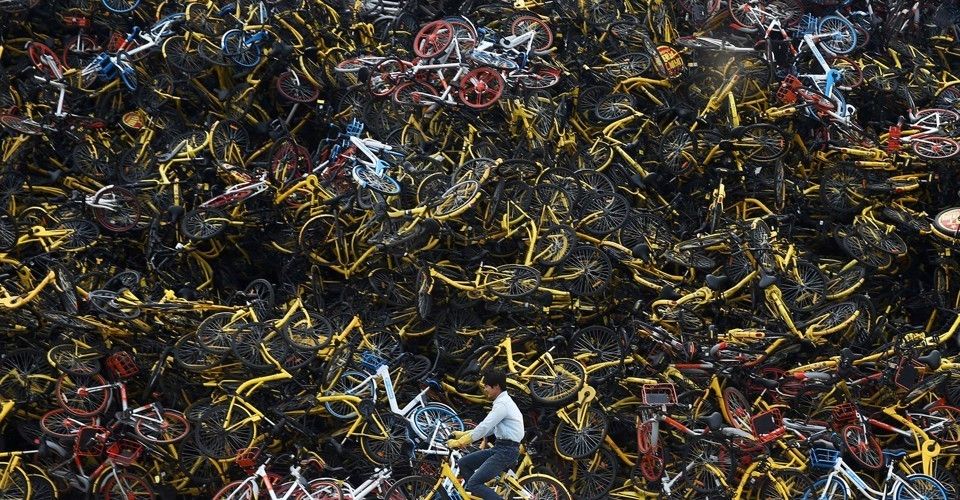 BackdropStore's tweet image. The Bike-Share Oversupply in China: Huge Piles of Abandoned and Broken Bicycles buff.ly/2GeYvLp