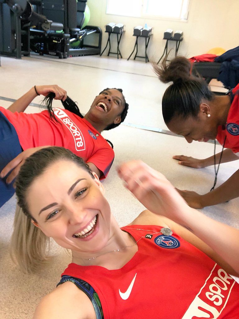 laureboulleau's tweet photo. Mood of the Day
#LaJoieEstUnePuissance :)))))

Bon Aprem 
💋💋💋 https://t.co/z9NO7J3e3Z