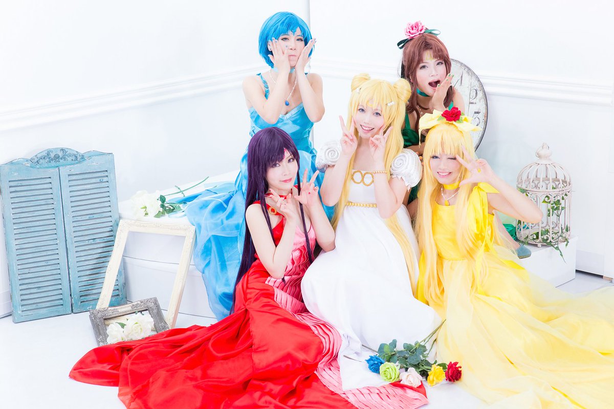 原りいな Cosplay 美少女戦士セーラームーン プリンセス セレニティ りいな プリンセス マーキュリー 雅 プリンセス マーズ 佑 プリンセス ジュピター 家紋 プリンセス ヴィーナス 紫音 Photo 0223waka セラムンコスプレ部 T Co H5tej5wjq2