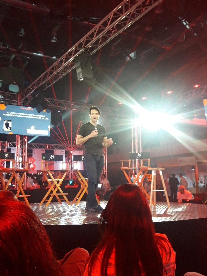 _thelivewireco's tweet image. Being an Entrepreneur is really Lonely! - Thats why being an entrepreneur is about leading a fulfilling life! #Step2018 #LiveFromEvent