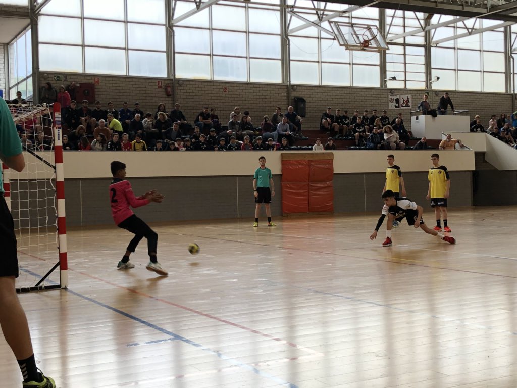 Lloret Cup Torneig d’handbol tweet media