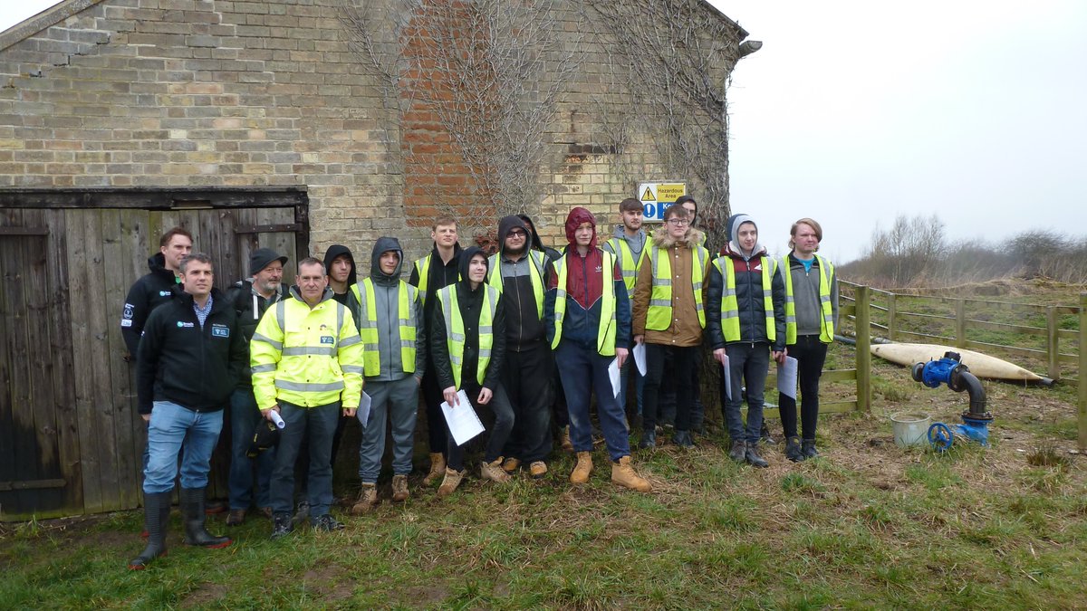 CCNConstruction's tweet image. L2 Bick work Students visiting 1st Project to be undertaken for the Water Mills &amp;amp; Marshes Project on a rather wet and damp day @norwichcollege  @NorfolkBrOARds  @heritagelottery #realwork #workexperience