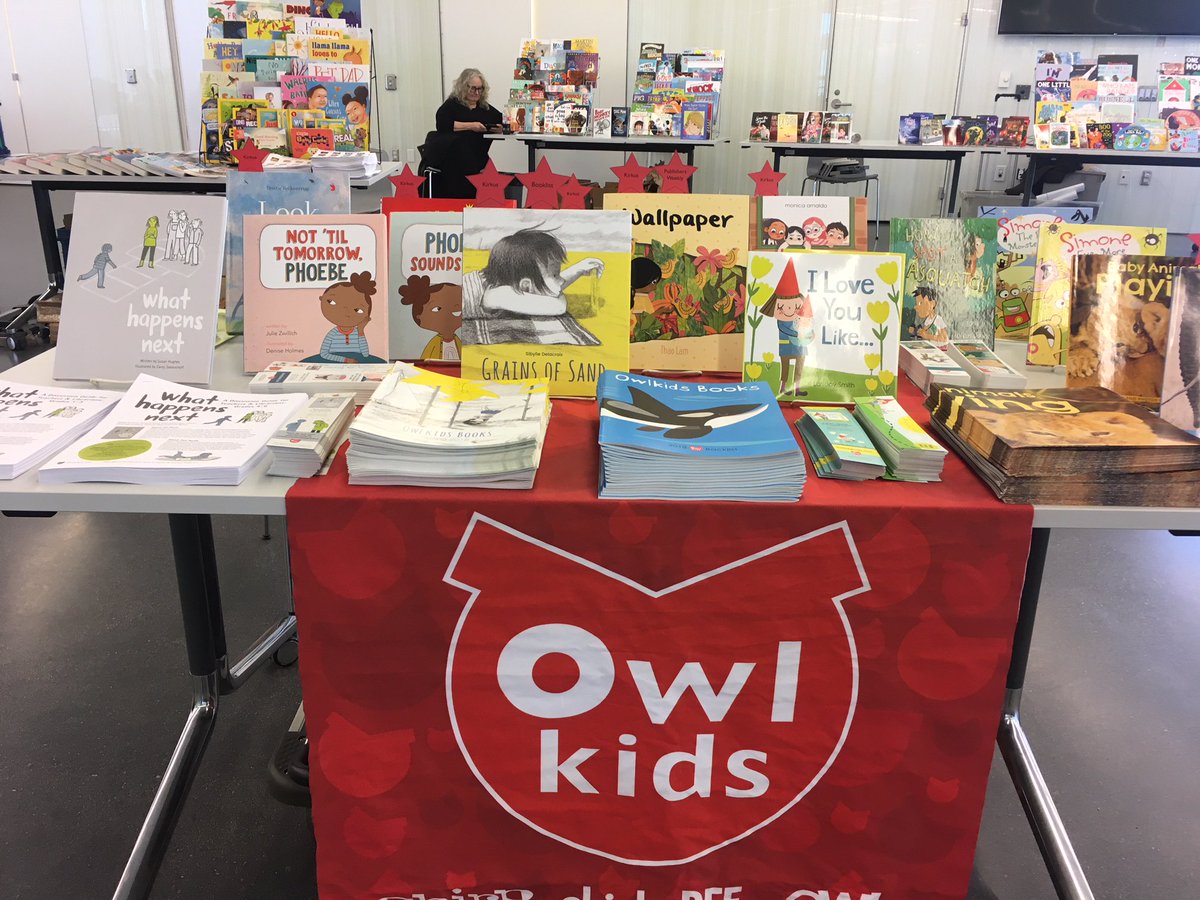 owlkids's tweet image. We&apos;re all set up for the @LSC_since1967 Spring Children&apos;s Display Day at @BramptonLibrary&apos;s brand-new #SpringdaleBranch! 📚

@childbkauthor @CareySookocheff @niseemade @JulieZwillich @thaolamdraws @LoriJoySmith @monicarnaldo @SuziEszterhas @jtorrescomics @aureliegrand