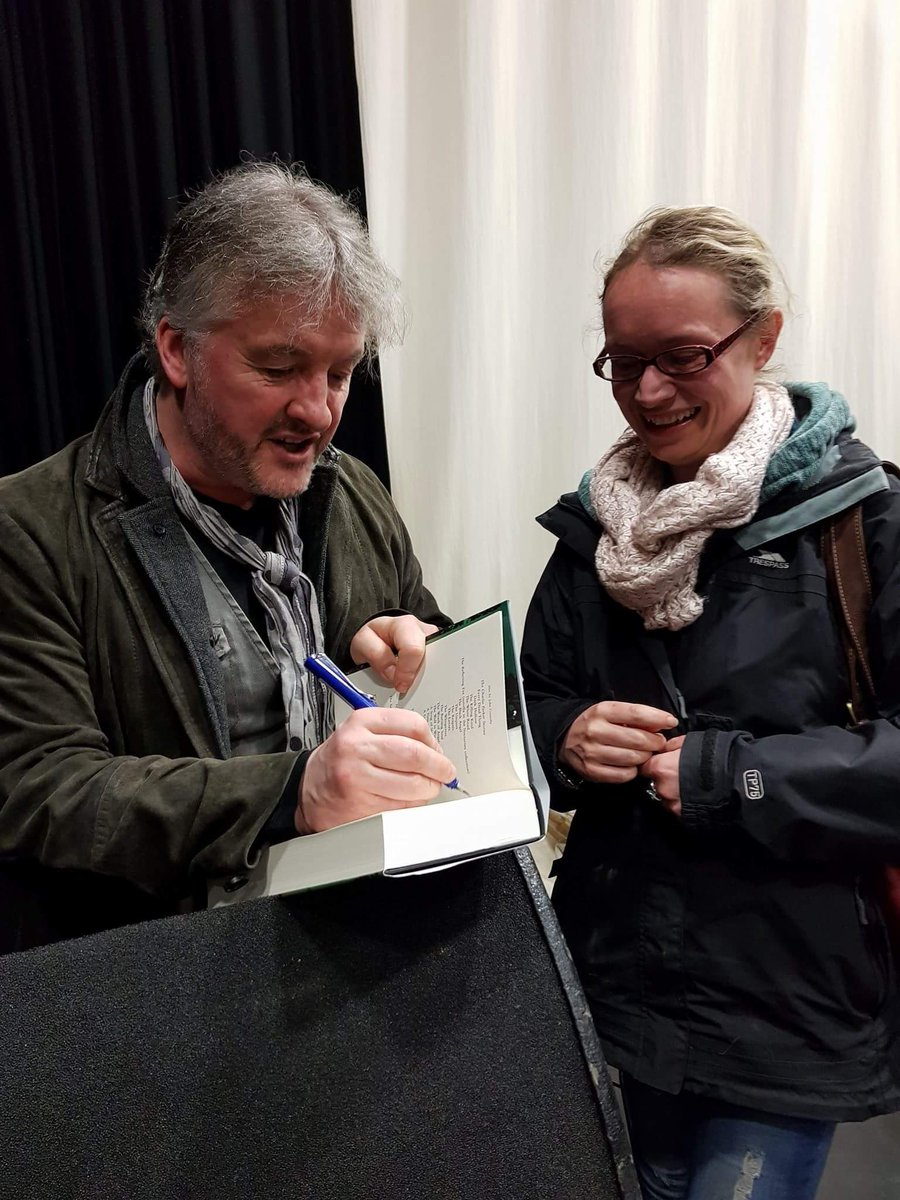 Loved meeting John Connolly, such a nice guy, can't wait to read his latest book...

#johnconnolly #booknerd #BookLaunch #bookaholic #amreading