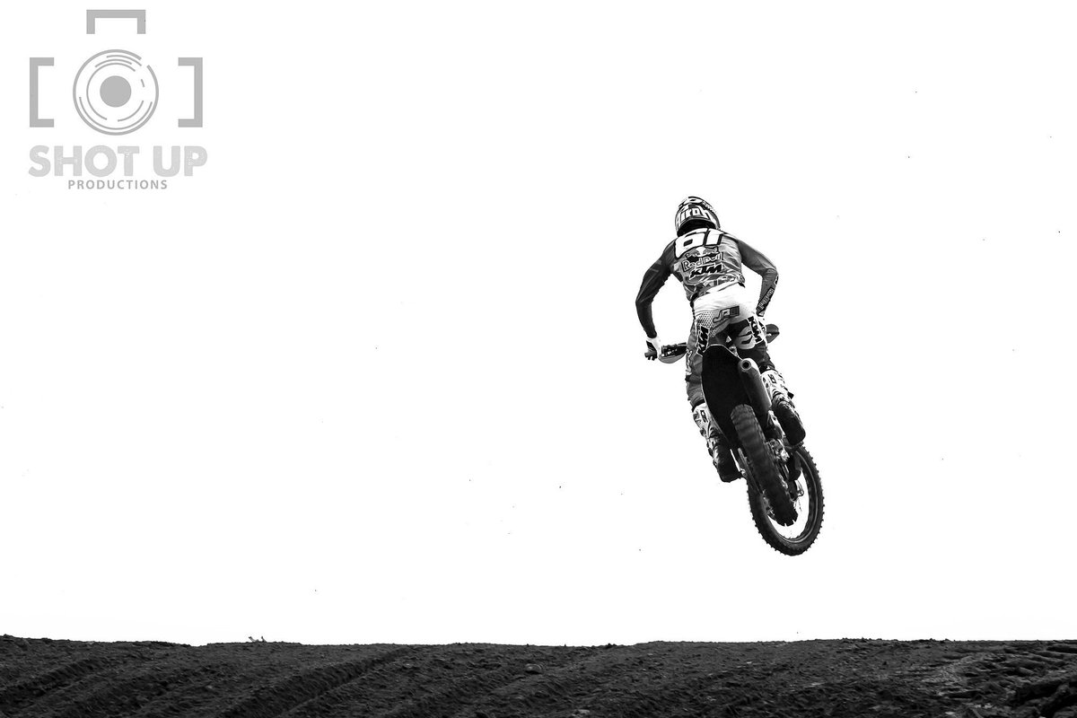 ShotUpProd's tweet photo. Think the shot I like the most of my weekend @mxgp #Valkenswaard! https://t.co/o90k4BYDON