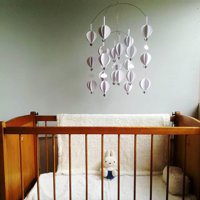 HeartStringKids's tweet photo. Miffy the bunny🐰admires the  hot air balloon nursery mobile. .
.
#hotairballoonmobile
#scandinursery #scandibaby
#babymobile #etsy #nurseryinspo #kidsroomdecor #miffy https://t.co/8fed3vecTQ