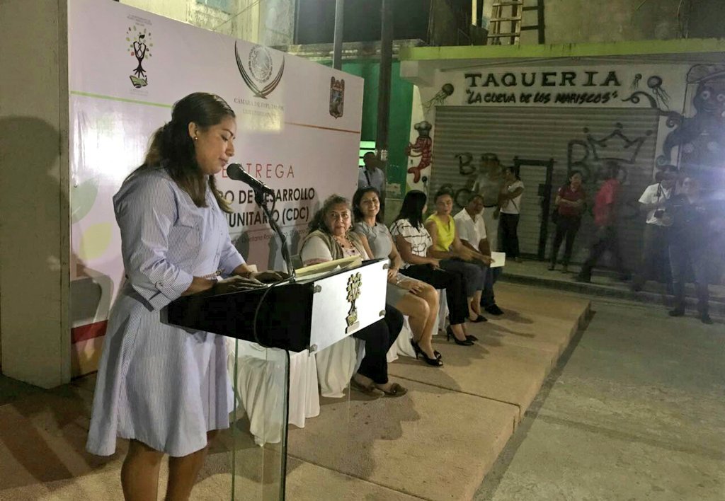 BienestarQR's tweet photo. En representación del gobernador @CarlosJoaquin acompañamos a la Pdta. Mpal. @PaolyPerera en la inauguración del Centro de Desarrollo Comunitario de #FelipeCarrilloPuerto. https://t.co/9Aqz9Wt1XX