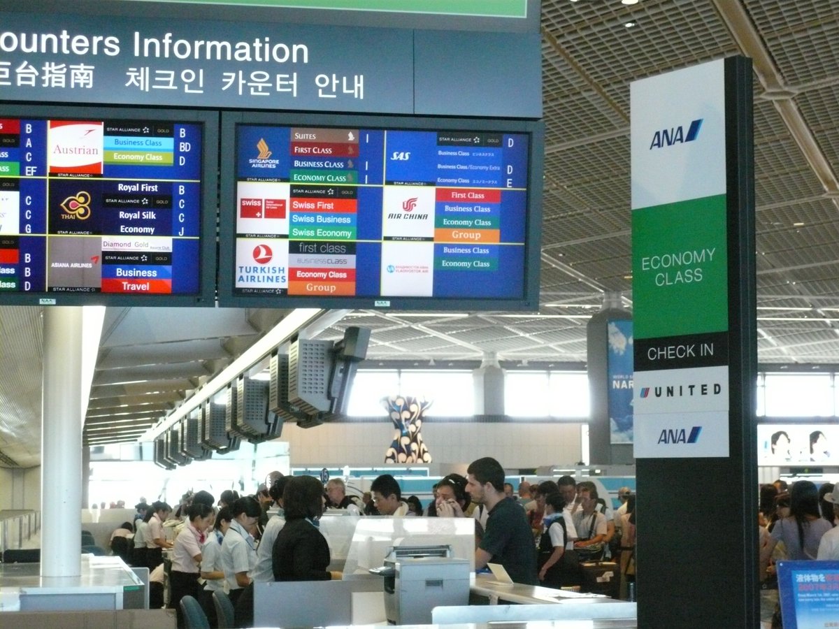 AIRPAS_HQ's tweet photo. エアライン交流会開催！皆様の参加をお待ちしています！

ゲスト��グランドスタッフ教育責任者と外資系CAの2名
4/6（金）19時～　大手町 　定員8名
【参加費無料】
https://t.co/z6gFDWLqdx https://t.co/vUPEyJhmhm