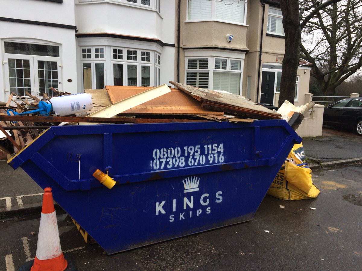 KingsSkip's tweet image. Kings skip hire are a reliable waste management company delivering skips throughout East London and Essex with a service second to none for a free no obligations quote call a member of our fully qualified staff for help hiring your skip 0800 195 1154 or mobile 07398 670 916