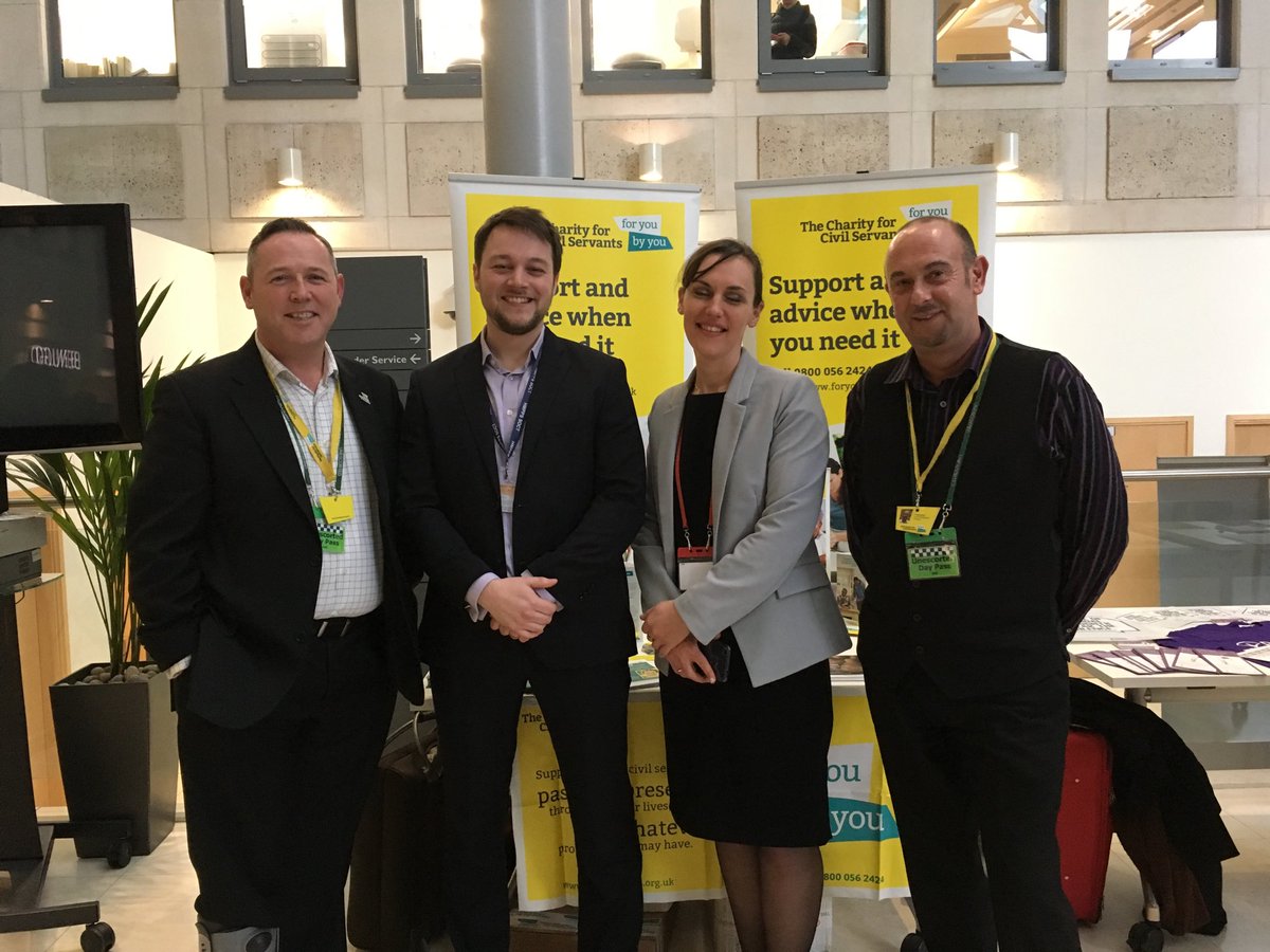fd_jason's tweet photo. @foryoubyyou @PAPYRUS_tweets enjoying the first jazz volunteering/fundraising event at Petty France MOJ https://t.co/MNYejLLxqJ