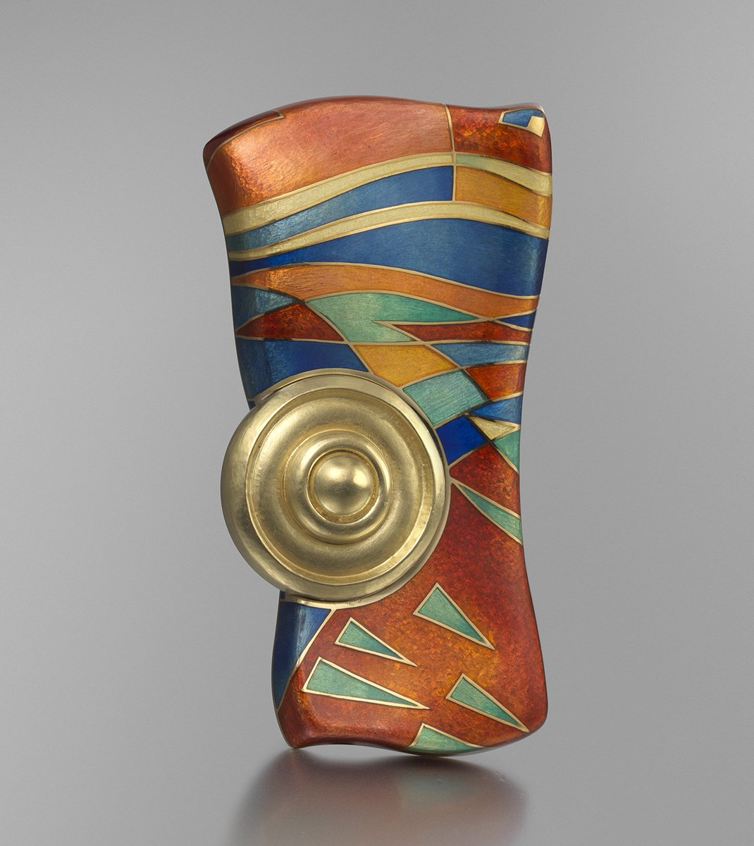 DeVroomenSW1's tweet photo. Leo &amp; Ginnie de Vroomen will be presenting a talk on their 50 year collaboration in jewellery, design and art at Initiatives in Art &amp; Culture's 8th Annual Gold Conference. April 12 - 13, New York City.
For more information and tickets follow the link: https://t.co/V5HVxfj17A https://t.co/8p6yxsikkk