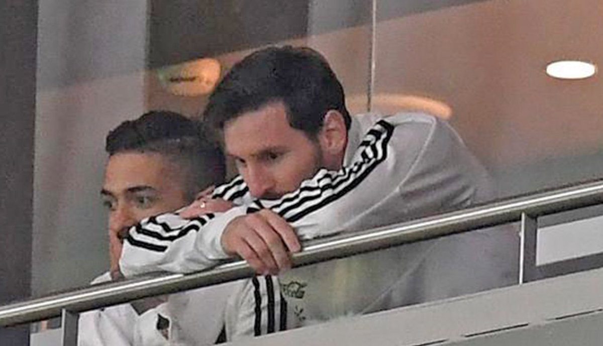 crackelprograma's tweet image. Esta es la cara de desolación que pones cuando te dicen que tenes que trabajar este fin de semana extra largo. 
 #DondelaCulturaSucede #CRACKelprograma #trabajar #pascuas #findesemanalargo #peorqueverunequipodesampaoli