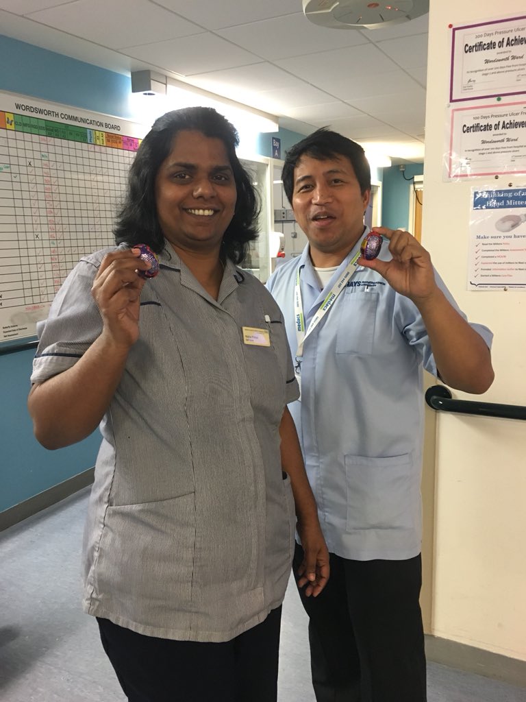 asphSB's tweet image. Our lovely Dickens Ward and Wordsworth Ward staff with their free creme eggs #theworkperk