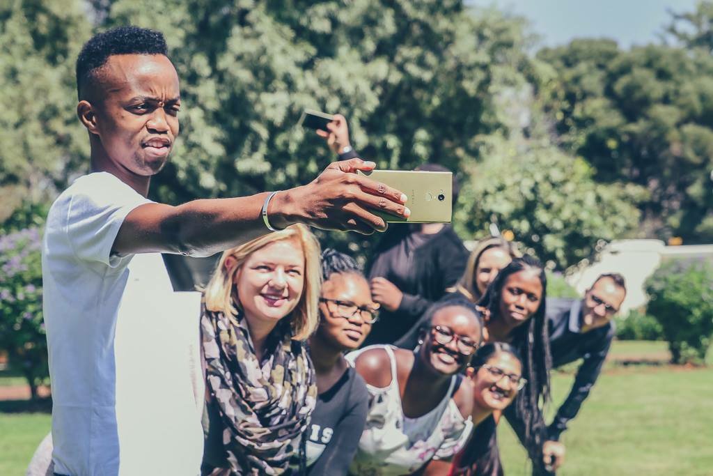 Craving_Novity's tweet photo. We spent the morning with the awesome @tn_collectiv &amp; @TsotetsiKL who each received a Sony #XperiaXA2Ultra! Check out our awesome selfies taken with the super wide-angle front camera! #XperiaZA https://t.co/oWTKugAAwv