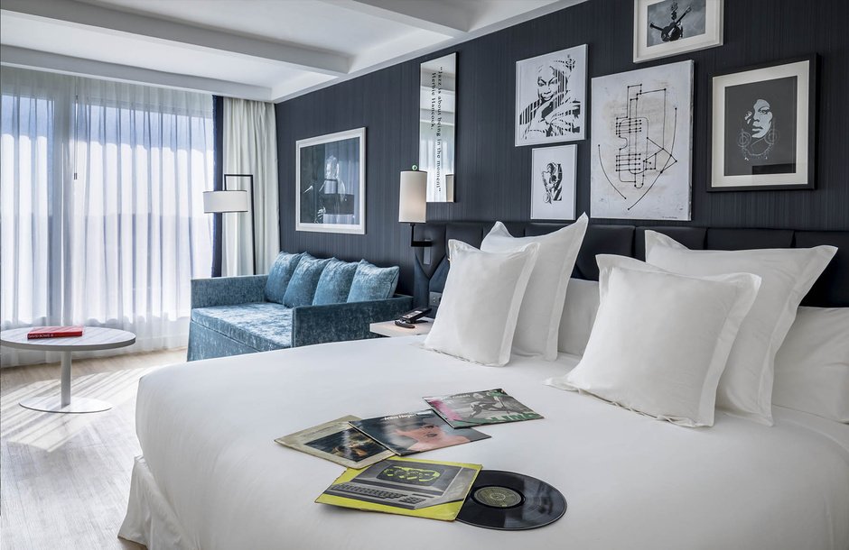 VAuditorAdvisor's tweet photo. Imagine , lo nuevo de NH
La música y el arte, junto a la tecnología definen el ambiente del nuevo hotel Barceló Imagine, tercer hotel cinco estrellas del Barceló Hotel Group en Madrid, que se ha unido al Grupo KISS Media para inaugurarlo.
Seguir Leyendo: 
https://t.co/rzahFkjx5M https://t.co/9w1ZSj7IVG