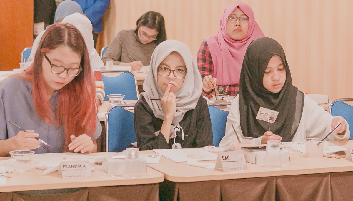 DKV Dian Nuswantoro tweet media