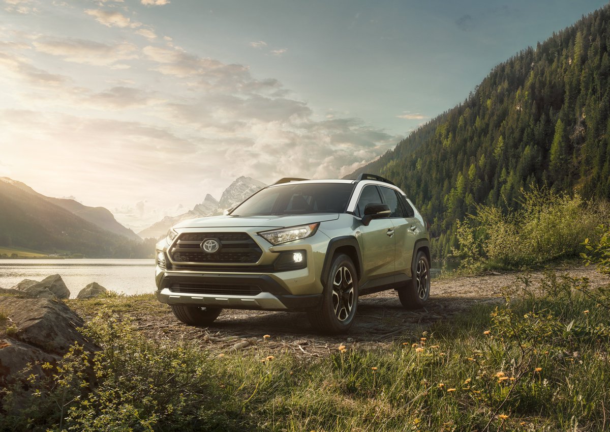ToyotaCanada's tweet photo. #RAV4 like never before—meet the all-new 2019 Toyota #RAV4Trail, Limited, and XSE HV. #NYIAS

https://t.co/gbuIbfoXx1
*Canadian specs may vary https://t.co/IlBTguXCGz