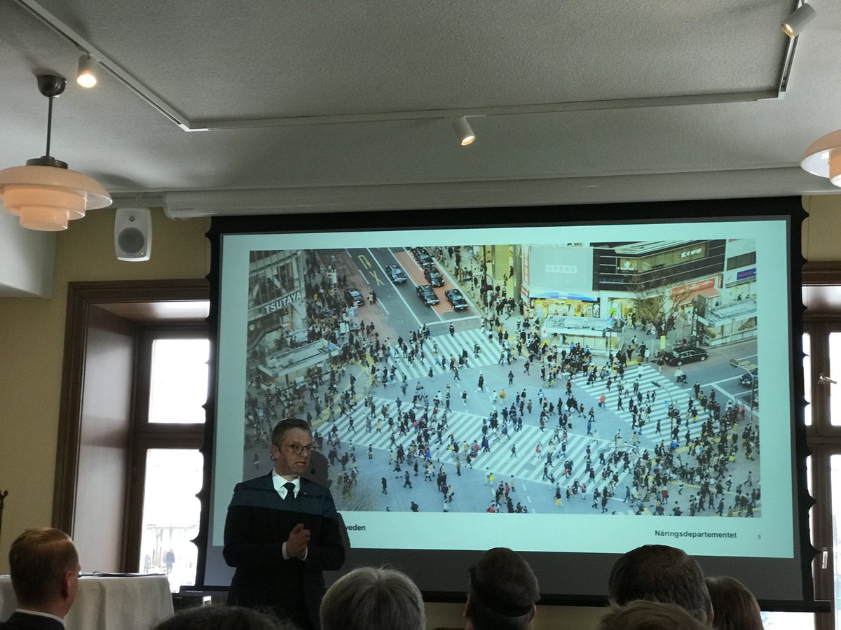 MagnusWikman's tweet photo. In #Umeå for opening of Chapter North of Hong Kong Chamber of Commerce in Sweden. Great possibilities for all parties. https://t.co/Hz0maGDEMq
