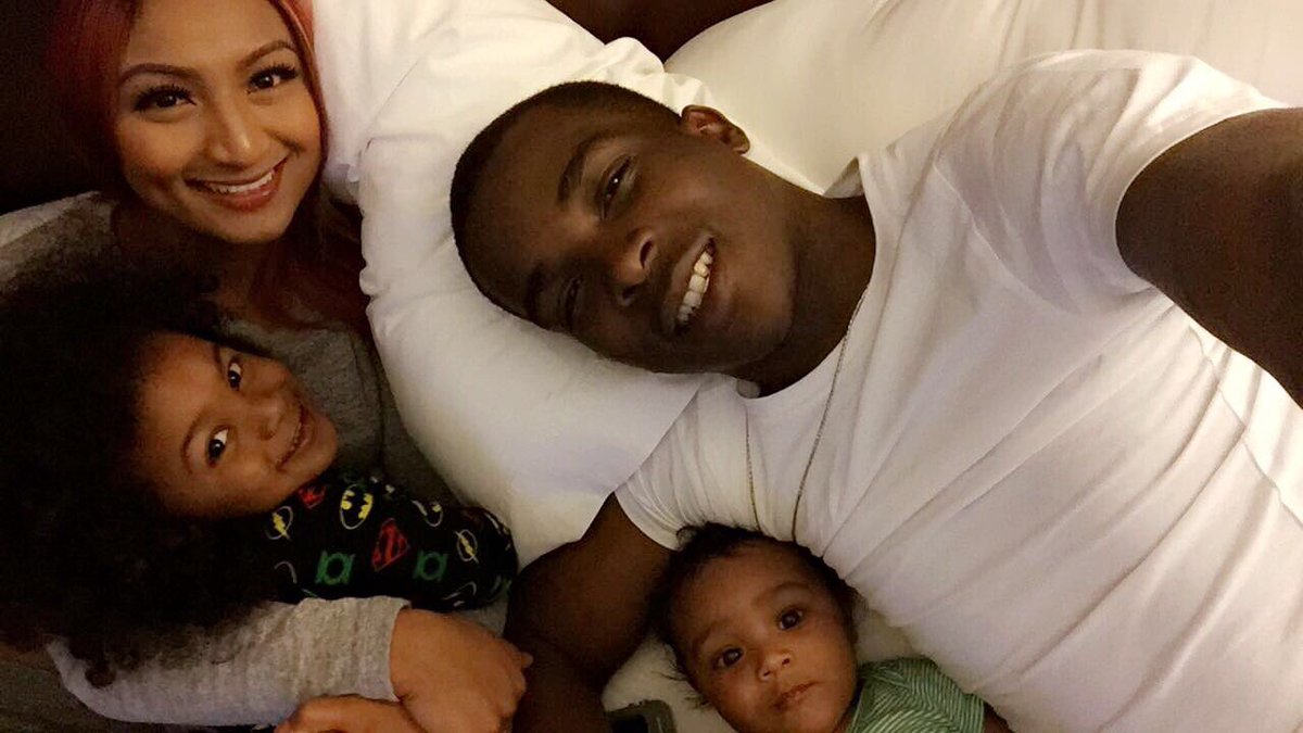 _baelena's tweet image. This was #StephonClark. Loving, caring and always with HIS family. He loved us more than life itself. We were a unity, we were one. We miss you &amp;amp; love you more than words can explain daddy. #AidenAndCairosWorld #RestInJannah 🙏🏽❤️ “Inna Lillahi wa inna ilayhi raji'un”