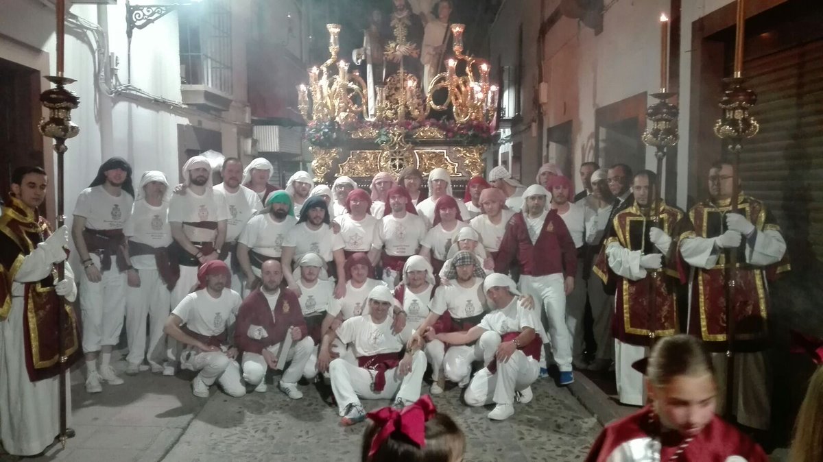 pbejarca's tweet photo. NOCHE DE MARTES SANTO ESPECTACULAR!!#DAC #HUMILDADMONTORO https://t.co/Mv6doaof0c