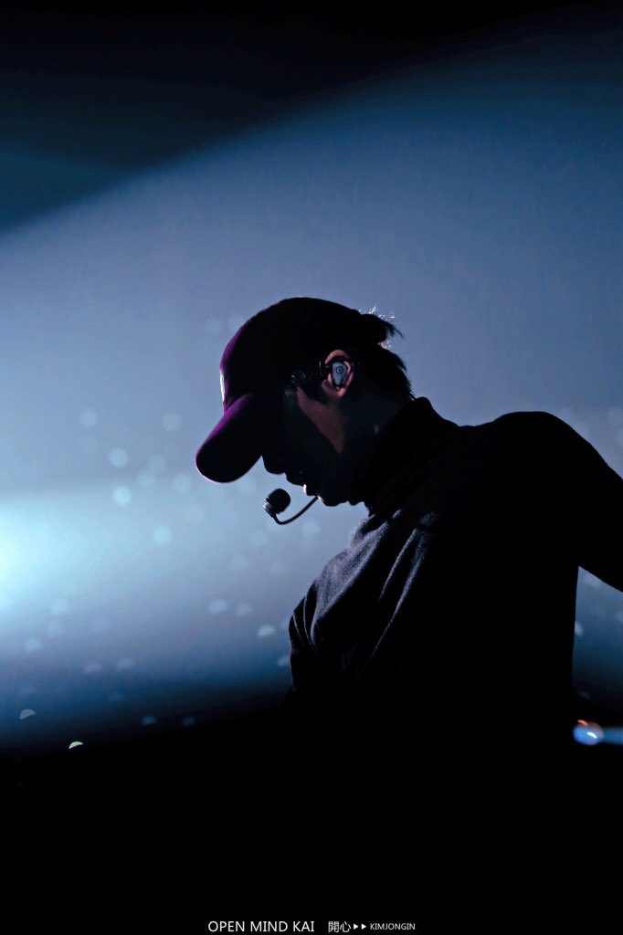 jonginbbb's tweet image. งานประจำ : นายแบบ
งานอดิเรก : นักร้อง