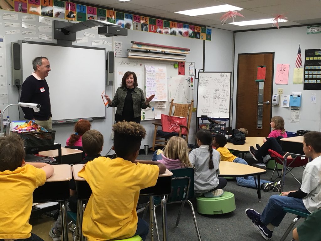 CounselTheRaven's tweet photo. So excited to have @SAFEchildNC partnering with us to teach our 1st &amp; 2nd graders about Funny Tummy Feelings, how to stand up and say “no,” &amp; special people they can talk to if needed. #WhyRavenscroft https://t.co/LAudokjfMW