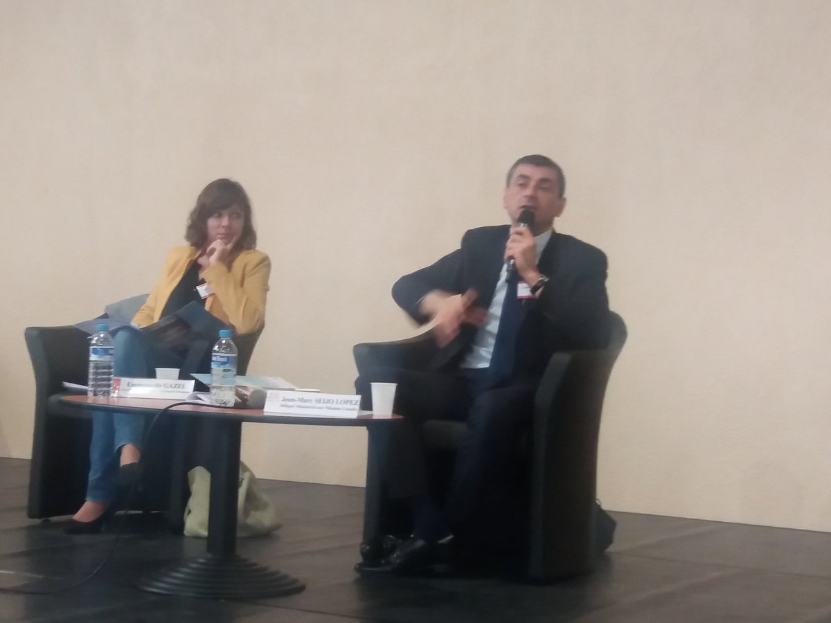 DMML_gouv's tweet photo. Forte présence des acteurs économiques lors du Forum des missions locales organisé ce 27 mars à Narbonne par @ArmlOccitanie Tables-rondes et stands avec plus de 350 participants pour l'emploi des jeunes https://t.co/p9o4L3Dg5Y